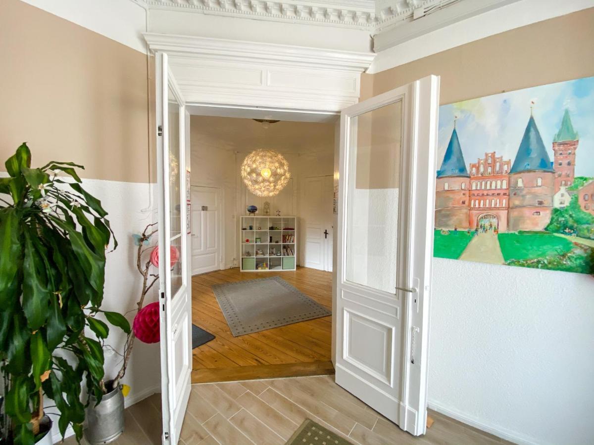 Villa Hanseart Luebeck - Privatzimmer In Zentraler Lage エクステリア 写真