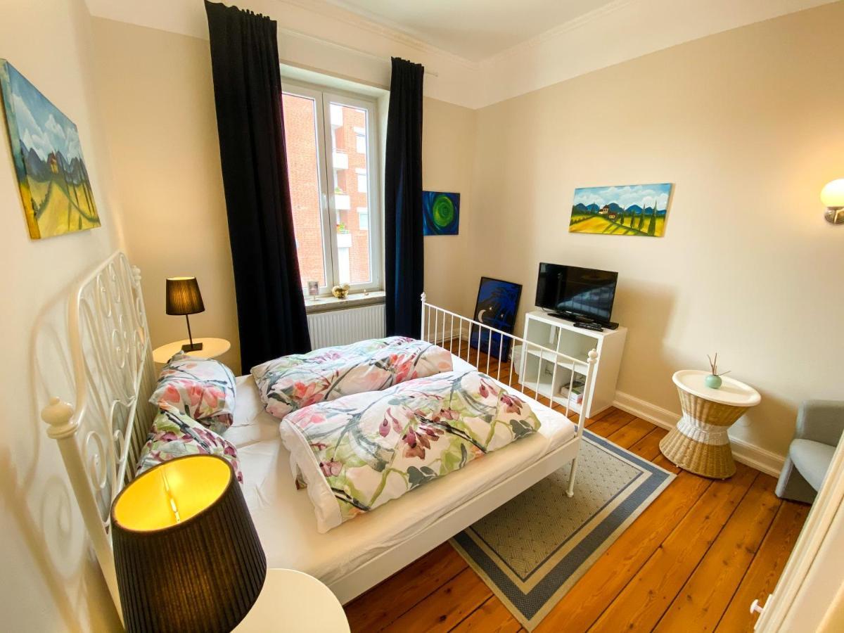 Villa Hanseart Luebeck - Privatzimmer In Zentraler Lage エクステリア 写真
