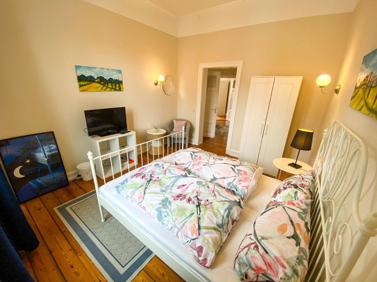 Villa Hanseart Luebeck - Privatzimmer In Zentraler Lage エクステリア 写真