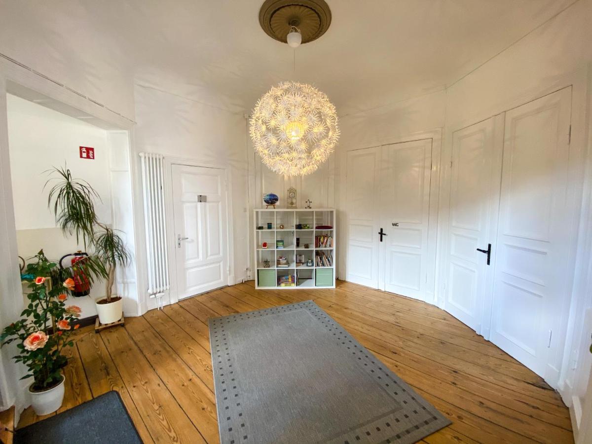 Villa Hanseart Luebeck - Privatzimmer In Zentraler Lage エクステリア 写真