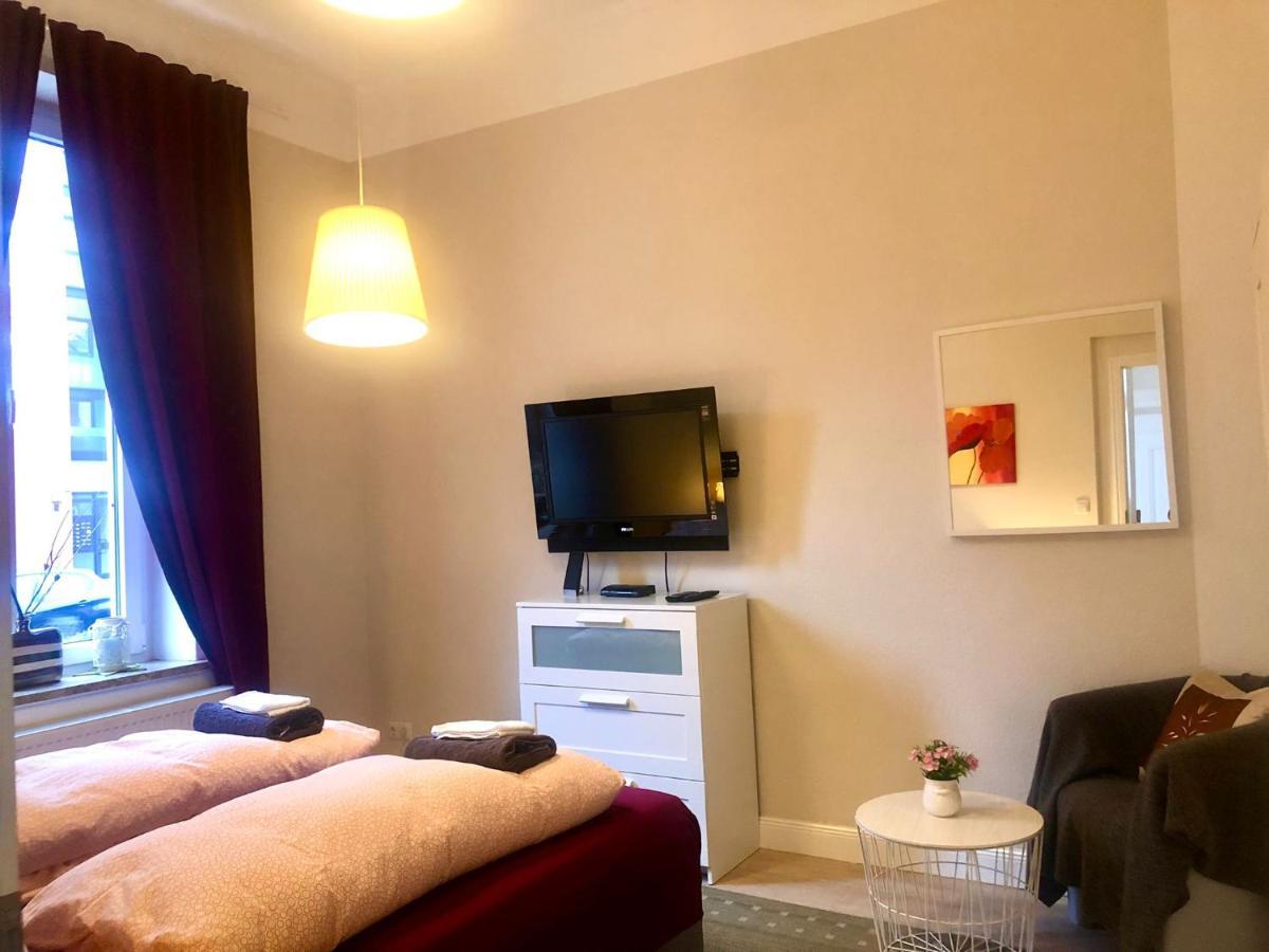 Villa Hanseart Luebeck - Privatzimmer In Zentraler Lage エクステリア 写真